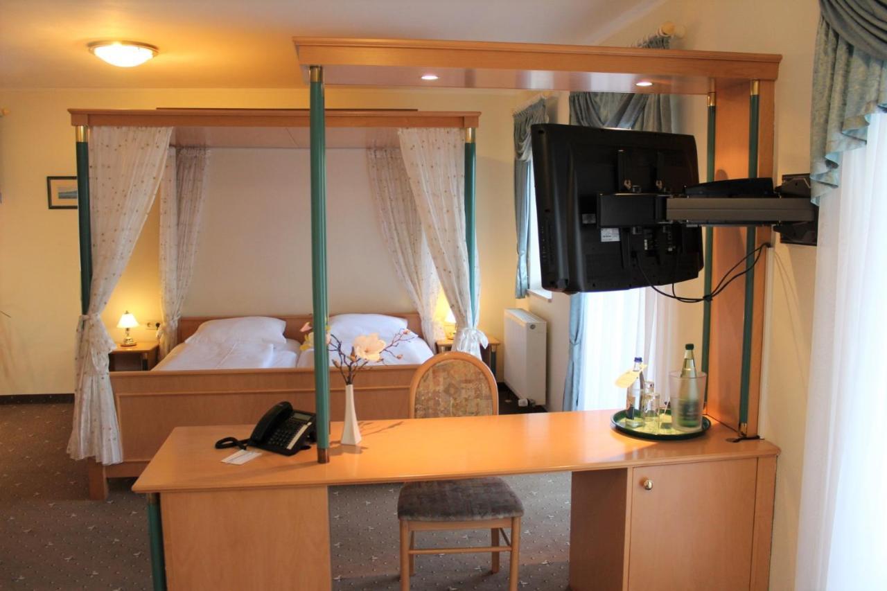 Hotel Wolfringmuehle Fensterbach Экстерьер фото