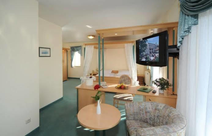 Hotel Wolfringmuehle Fensterbach Экстерьер фото